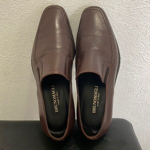🔥🚨💥FLAAH SALE🔥💥🚨Bruno Magli mens authentic leather slip on
